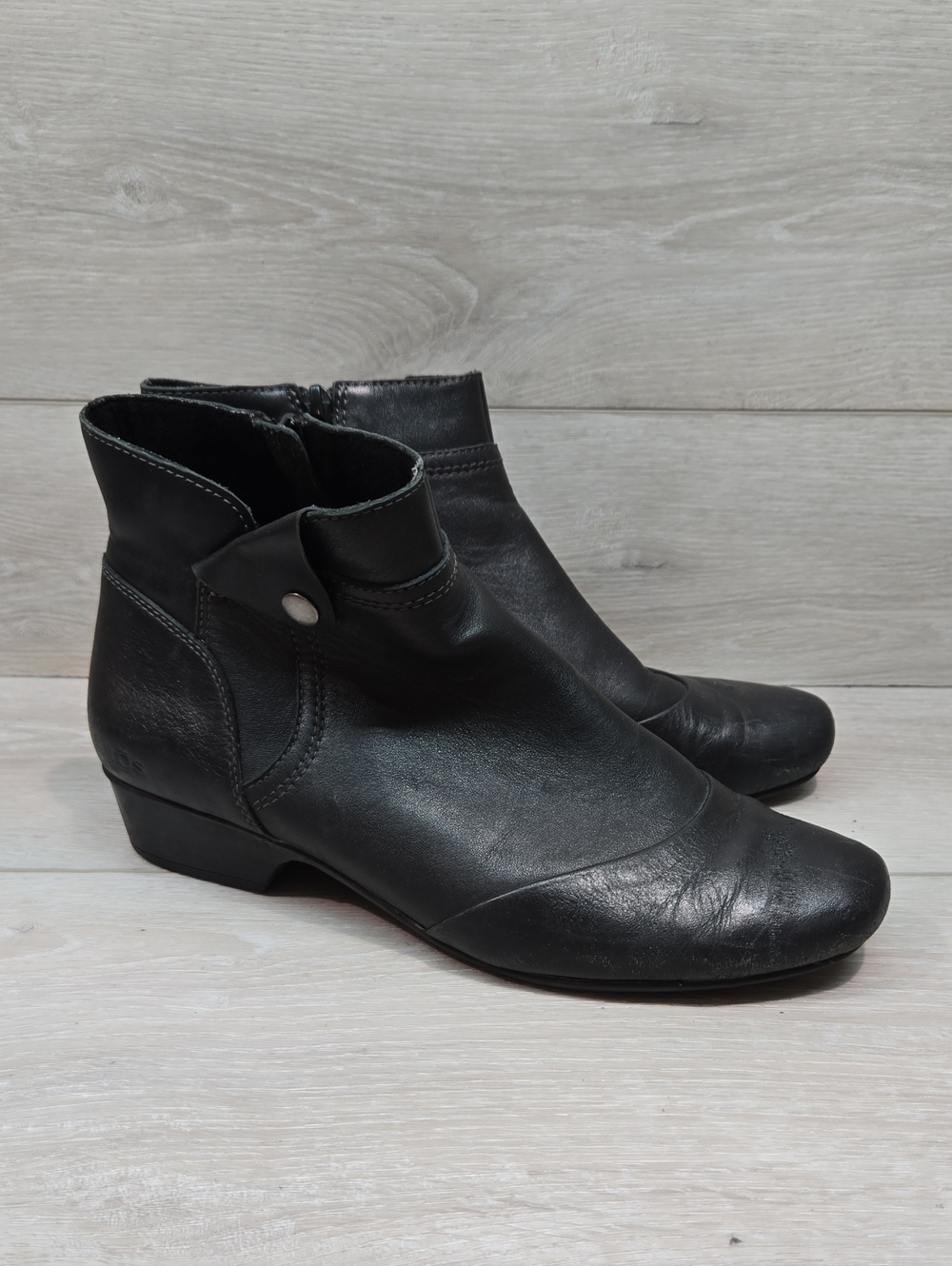 Taos Footwear Women On Snap Black Leather Ankle Boots Shoes Sz 10W